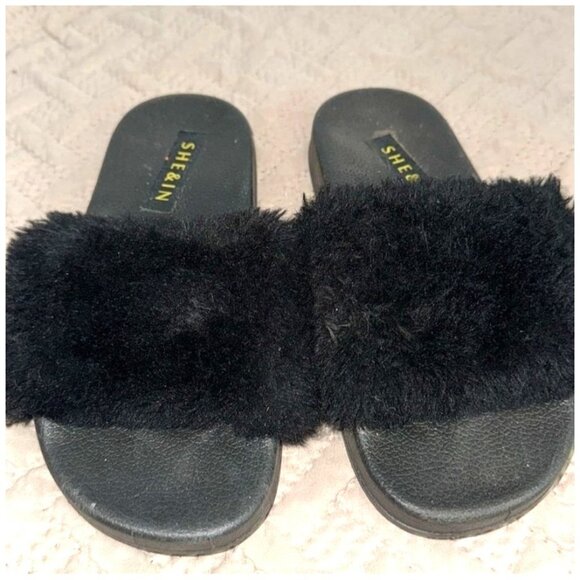 Shein Black Faux Fur Slides Womens Size 39 Casual Slip-On Sandals - Picture 1 of 5